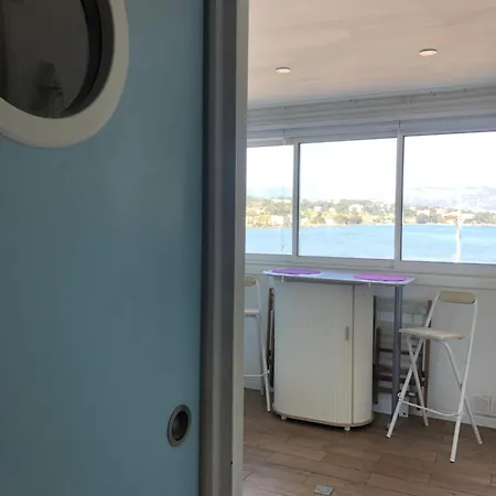 Bord De Et Vue Sur Wifi Offert Appartement *