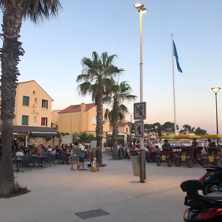 Bord De Et Vue Sur Wifi Offert Apartmán