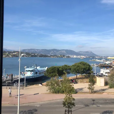 Apartment Bord De Et Vue Sur Wifi Offert La Seyne-sur-Mer