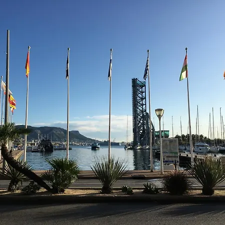 Bord De Et Vue Sur Wifi Offert *